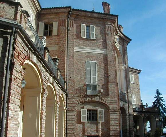 Visita guidata al Castello di Castell'Alfero e al Museo 'L Ciar